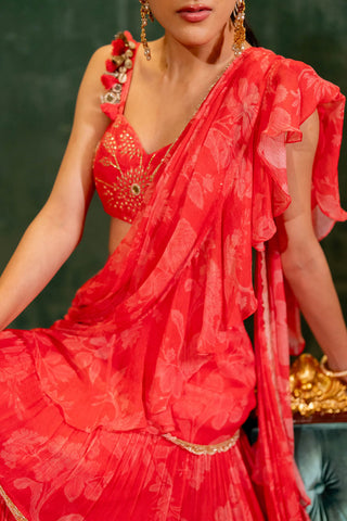 Close look of the blouse and saree pallu