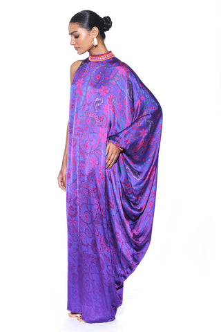 Purple one shoulder dress ideal for weddings, soirées, or date nights.